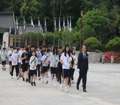 '24.5.30. 부산 혜화 초등학교 참배 이미지