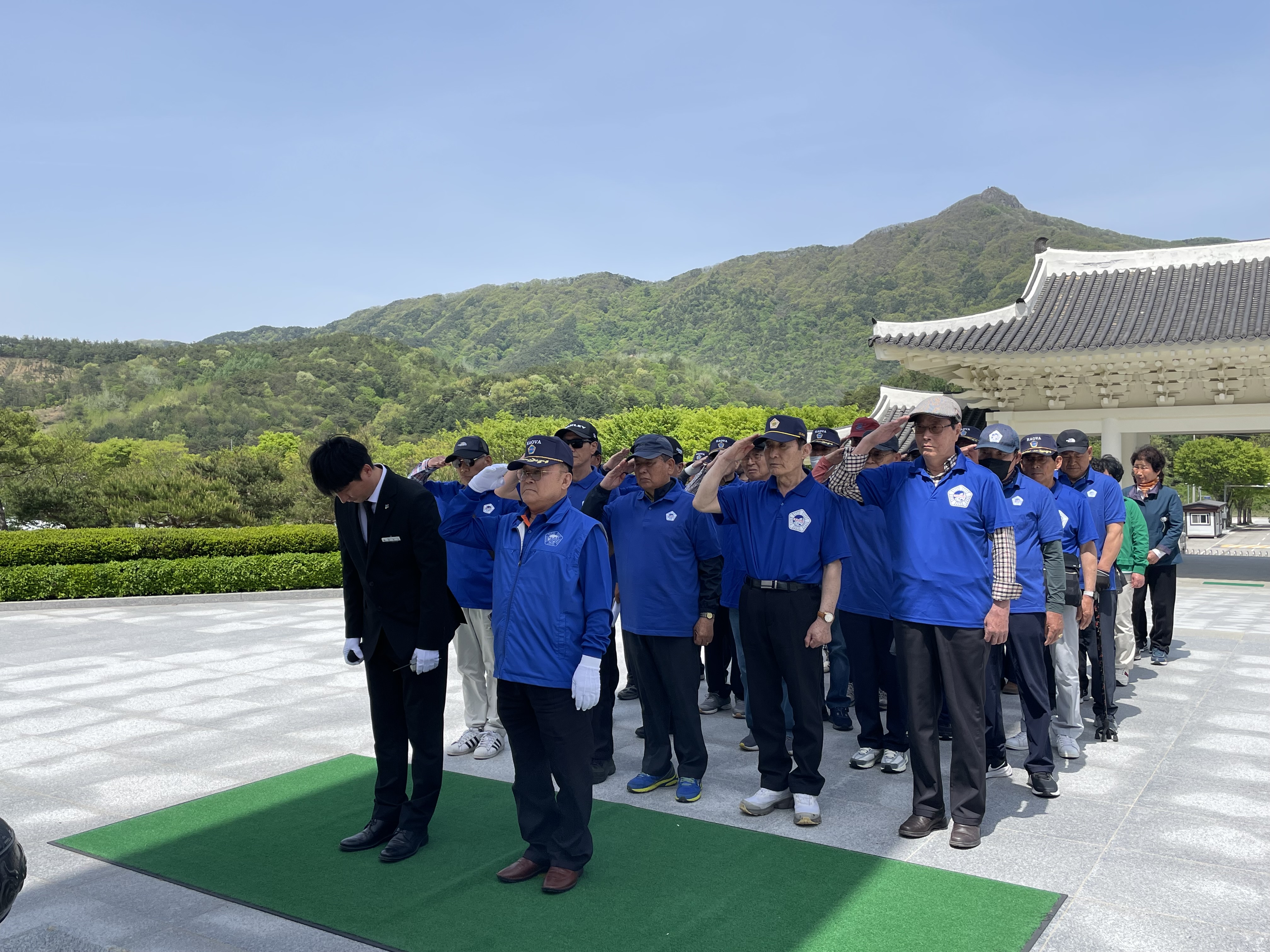 대한민국 고엽제전우회 울산광역시 북구지회 현충탑 참배