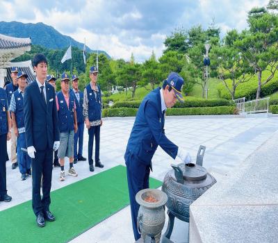 월남참전자회 임실군지회 현충탑 참배 이미지