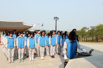 포항 영일고등학교 학생 40여명 나라사랑 국립묘지 체험활동 이미지