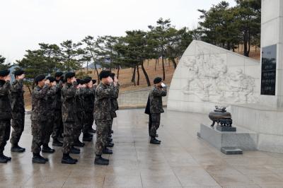 2015년 1월 15일 국군장병 참배 및 나라사랑교육 이미지