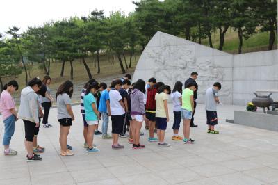 북안초등학교생 호국원 참배 이미지