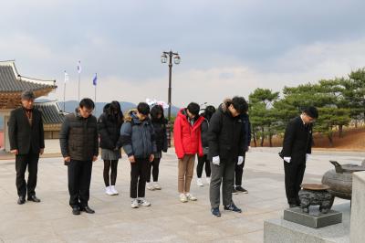 울산두남학교학생 나라사랑 국립묘지 체험활동 실시 이미지